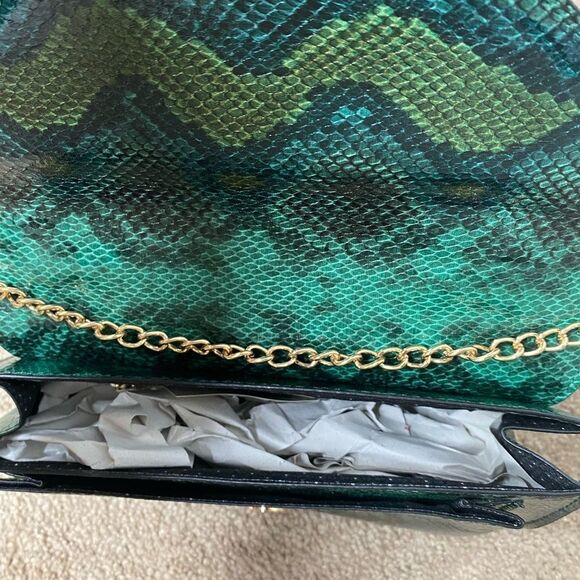 Urban expressions Handbag  - Picture 3 of 5